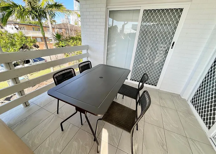 Sunrise Apt 2 - 3Br Family Stay Balcony -Pool View